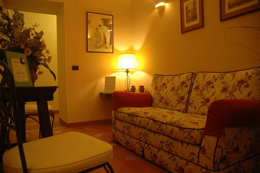 Hotel Mergellina 3*